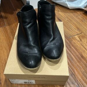 Lucky Brand booties